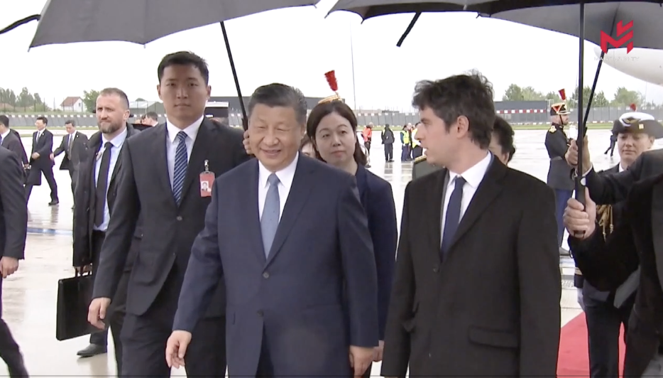 Le Président chinois Xi Jinping est arrivé en France pour une visite d'Etat